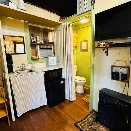 Acorn Hideaways Canton Unwind At Green Gables Suite For Up To 3 Exterior photo