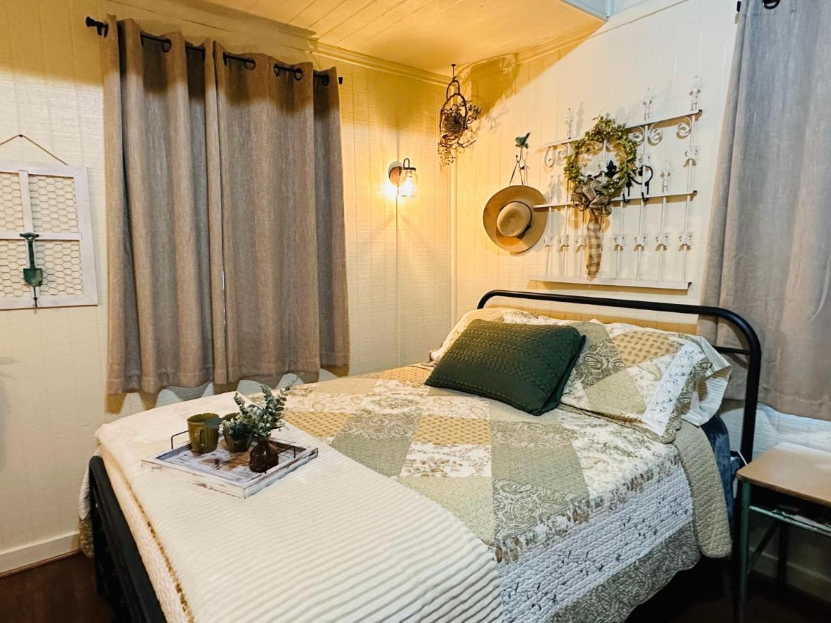 Acorn Hideaways Canton Unwind At Green Gables Suite For Up To 3 Exterior photo